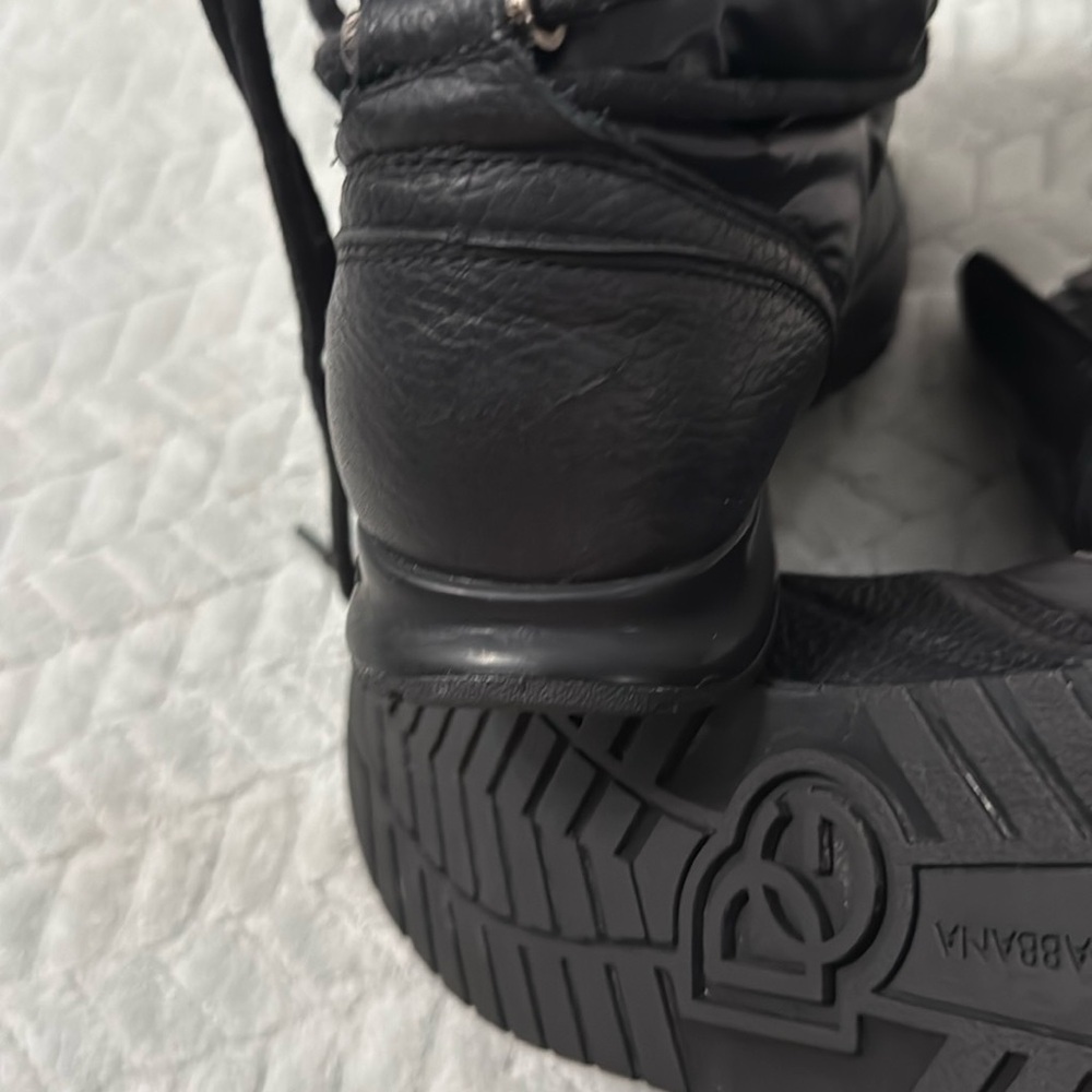 Dolce & Gabbana Black Leather Women's Boots - Picture 5 of 9